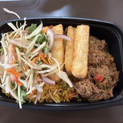 La Cocina De Abuela - Yellow rice, ropa vieja, cabbage slaw, fried yuca