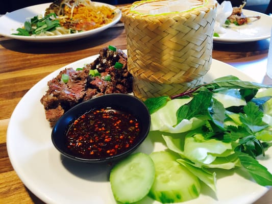 Thai Kun by null