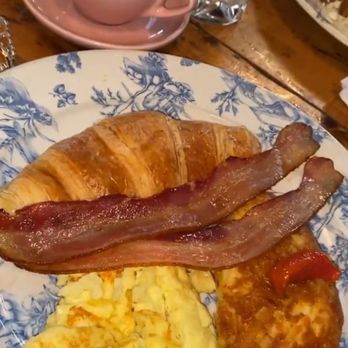 Little Hen - Food - Breakfast & Brunch Near Me - Miami, Florida Little Hen - Food - Breakfast & Brunch Near Me - Miami, Florida