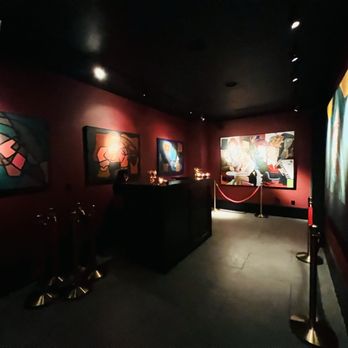 Sante - Entrance - Cocktail Bars Near Me - Houston, Texas
