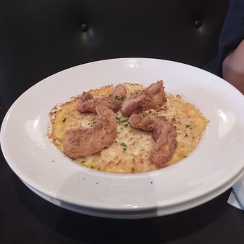 Ruby Tuesday Moanalua - Crispy Chicken & Mac 'n Cheese 18.99 - American Near Me - Honolulu, Hawaii Ruby Tuesday Moanalua - Crispy Chicken & Mac 'n Cheese 18.99 - American Near Me - Honolulu, Hawaii