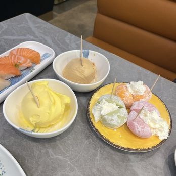 STR Sushi Taku Rotary - Mochi, mango ice cream, salted caramel ice cream - Conveyor Belt Sushi Near Me - Chicago, Illinois STR Sushi Taku Rotary - Mochi, mango ice cream, salted caramel ice cream - Conveyor Belt Sushi Near Me - Chicago, Illinois