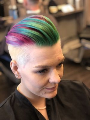Cut Above On 7th by null