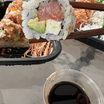 Prime Sushi & Ramen - Philadelphia roll, very good! - Ramen Near Me - Hoffman Estates, Illinois