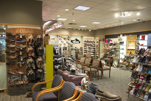 nearby shoes shop