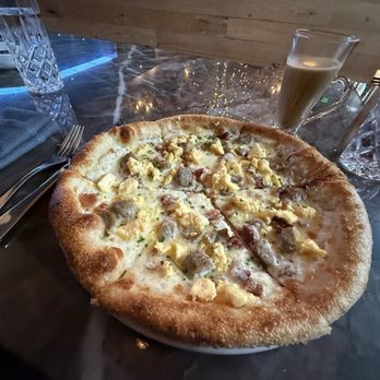 Lupessa - Breakfast pizza (minus chili flakes) - Italian Near Me - Salt Lake City, Utah Lupessa - Breakfast pizza (minus chili flakes) - Italian Near Me - Salt Lake City, Utah
