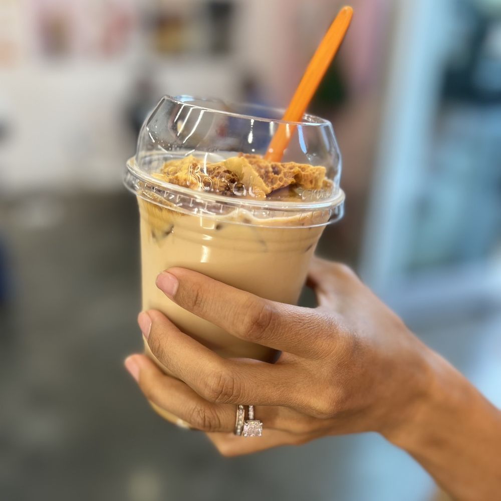 Flippoly - Dalgona coffee- too sweet and not fresh - Sandwiches Near Me - Irvine, California