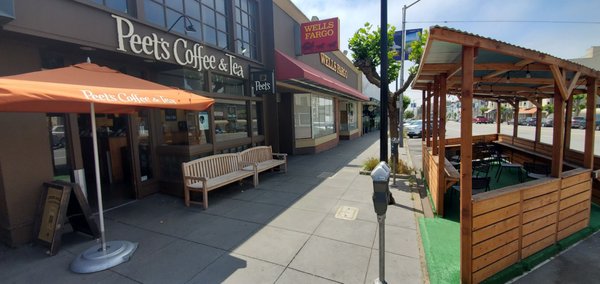 Peet's Coffee by null