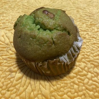 Stop & Shop - Pistachio muffin! Delicious - Grocery Near Me - Tenafly, New Jersey