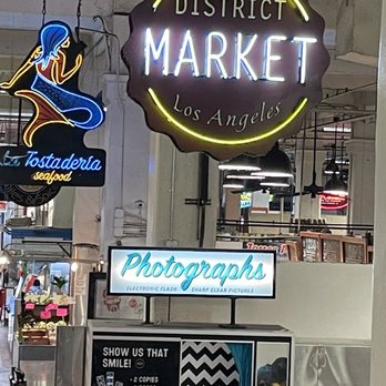 Central Market - Munch - Grocery Near Me - Los Angeles, California Central Market - Munch - Grocery Near Me - Los Angeles, California