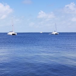 Kings Kamp RV Park and Marina - Kings Kamp Off Shore Boat Moorings Available
