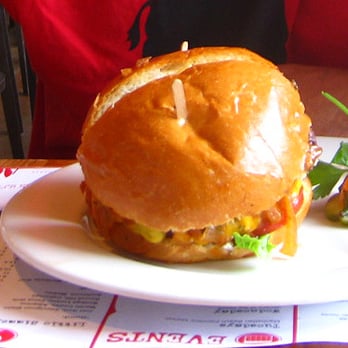 Simmzy's - American Near Me - Manhattan Beach, California