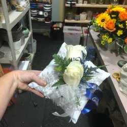 Longleaf Flowers, Plants & Gifts - Pillow corsage to go in casket