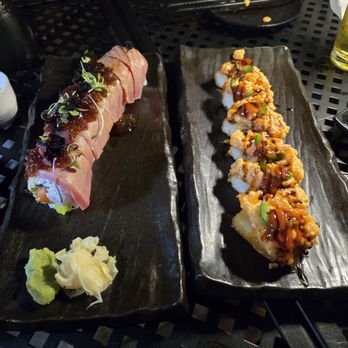 Kin by Rice n Roll - Crunchy spicy salmon and ponzu jello roll. - Sushi Bars Near Me - Wauwatosa, Wisconsin Kin by Rice n Roll - Crunchy spicy salmon and ponzu jello roll. - Sushi Bars Near Me - Wauwatosa, Wisconsin