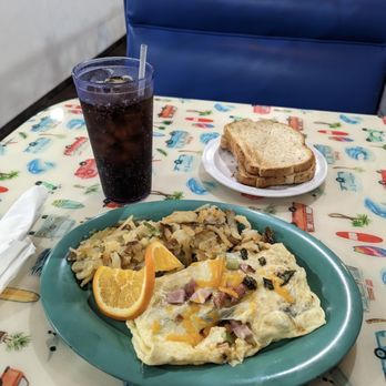 The Potholder Cafe - Denver omelet with sourdough toast - Breakfast & Brunch Near Me - Long Beach, California