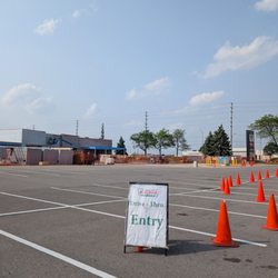 Krispy Kreme Doughnuts - Drive-thru entry