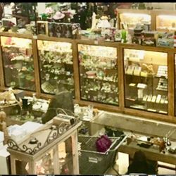 Maumee Antique Mall - Mall View