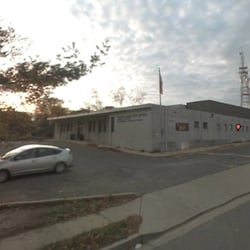 US Post Office - You can see from the photo how tight the parking lot is!!  Imagine how it gets with a full lot!!!  Image from Google Maps.