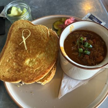Webb's Grainworks - Bbq brisket sandwich & chili - Breweries Near Me - Aliso Viejo, California Webb's Grainworks - Bbq brisket sandwich & chili - Breweries Near Me - Aliso Viejo, California