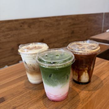 Mizuri Coffee - Biscoff cream latte, strawberry matcha and brown sugar latte - Coffee & Tea Near Me - Arcadia, California Mizuri Coffee - Biscoff cream latte, strawberry matcha and brown sugar latte - Coffee & Tea Near Me - Arcadia, California