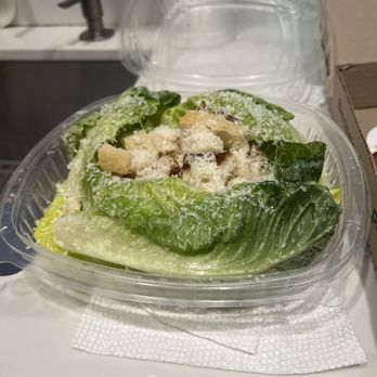 Mamma Dora's Pizzeria - Cesar salad - Pizza Near Me - Miami, Florida