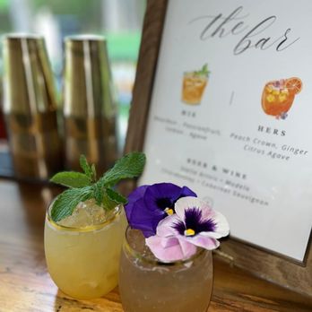 The Spritz - Bartenders Near Me The Spritz - Bartenders Near Me