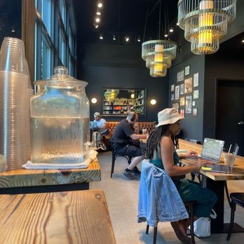 Daily Dose - Seating - Coffee & Tea Near Me - Atlanta, Georgia