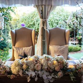 Floral Designs by Jerri Disney - Sweetheart table. - Floral Designers Near Me Floral Designs by Jerri Disney - Sweetheart table. - Floral Designers Near Me