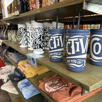 Colectivo Coffee Logan Square - Coffee & Tea Near Me - Chicago, Illinois