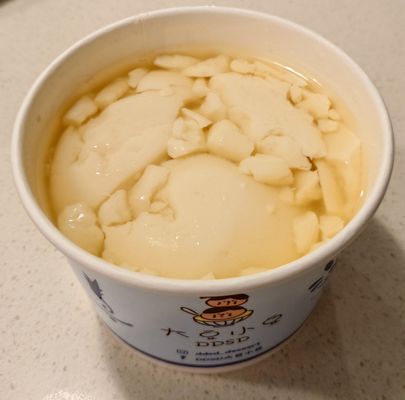 Hong Lim Market & Food Centre by null