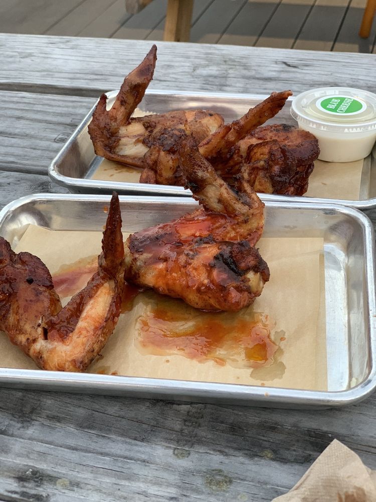 Food from Kiser's Barbeque