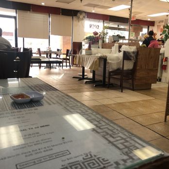 Sunny Shine Bbq - Place needs an update, it old and dirty. Too much clutter by the register - Cantonese Near Me - El Monte, California Sunny Shine Bbq - Place needs an update, it old and dirty. Too much clutter by the register - Cantonese Near Me - El Monte, California