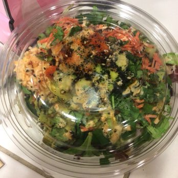 Killer Poke - Spring mix , cauliflower rice, shrimp and spicy tuna with all the toppings :) - Hawaiian Near Me - Bakersfield, California