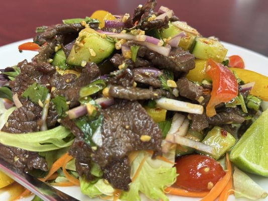 Alin’s Thai Street Food by null