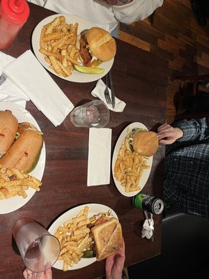 Gordo's Pub & Grill by null