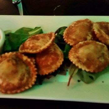 Elliot's - Cheeseburger Ravioli - Looked pretty, but not what we were expecting.  Supposively people come to bar and just order that and a draft. - Seafood Near Me - Freeport, New York