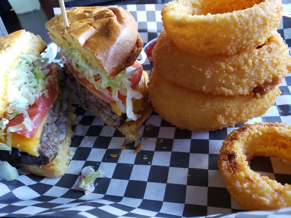 Order Forum Burger food online from IB Forum Sports Bar & Grill store, Imperial Beach on bringmethat.com