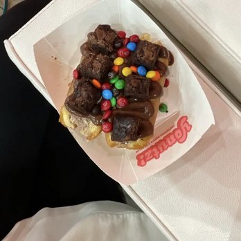 Yonutz -Henderson - Brownie smashed donut - Donuts Near Me - Henderson, Nevada Yonutz -Henderson - Brownie smashed donut - Donuts Near Me - Henderson, Nevada