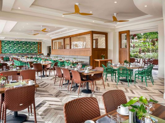 KEA LANI RESTAURANT by null