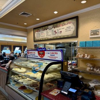 Polly's Pies - Dessert Display - American Near Me - Norco, California