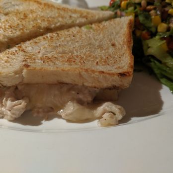 Vinaigrette - Tuna melt with omega salad - New American Near Me - Santa Fe, New Mexico