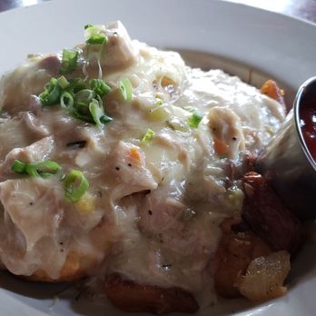 North Third - Chicken pot pie over biscuits - Bars Near Me - Philadelphia, Pennsylvania North Third - Chicken pot pie over biscuits - Bars Near Me - Philadelphia, Pennsylvania