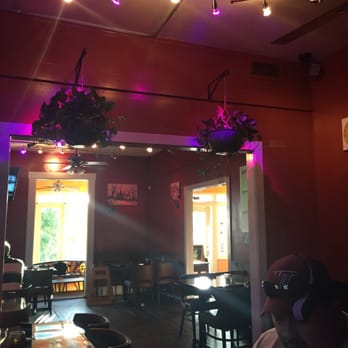 Guillermo's - Seating area: with two flat-screen televisions mounted on the wall. - Italian Near Me - San Antonio, Texas Guillermo's - Seating area: with two flat-screen televisions mounted on the wall. - Italian Near Me - San Antonio, Texas