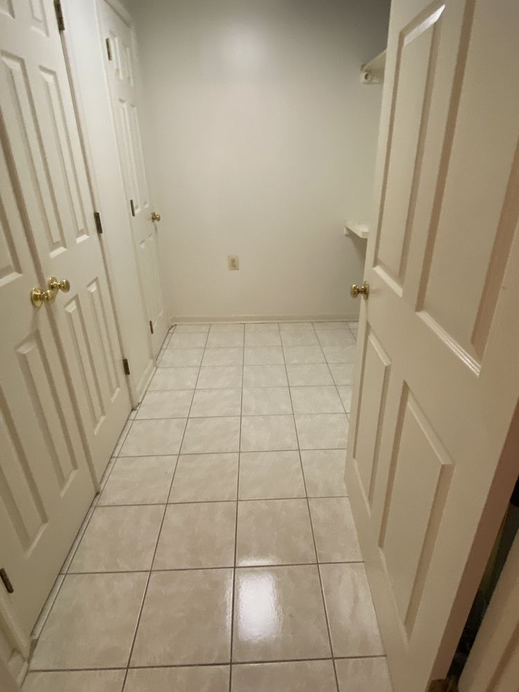 Slide of Velásquez Cleaning Company