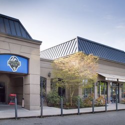 Seymour's Pub & Grill - Exterior