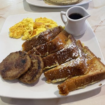 Silver Diner - Caramel French Toast Eggs and Chicken sausage - Diners Near Me - Glen Allen, Virginia Silver Diner - Caramel French Toast Eggs and Chicken sausage - Diners Near Me - Glen Allen, Virginia