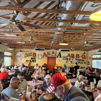Danna's Bar-B-Que and Burger Shop - Barbeque Near Me - Branson, Missouri