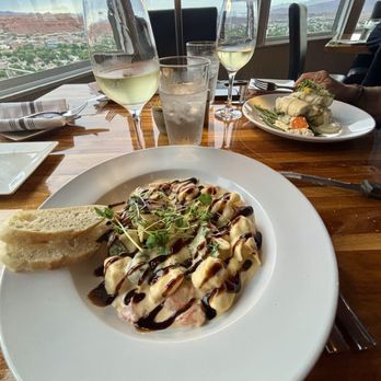 Cliffside Restaurant - 4 Cheese Sliced Pear Pasta - American Near Me - St George, Utah