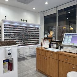 Purity Organic Nails & Wax