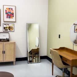 Ideatech Creatives - Dressing Room Lounge For Video and Photo Studio Located in Chandler Arizona